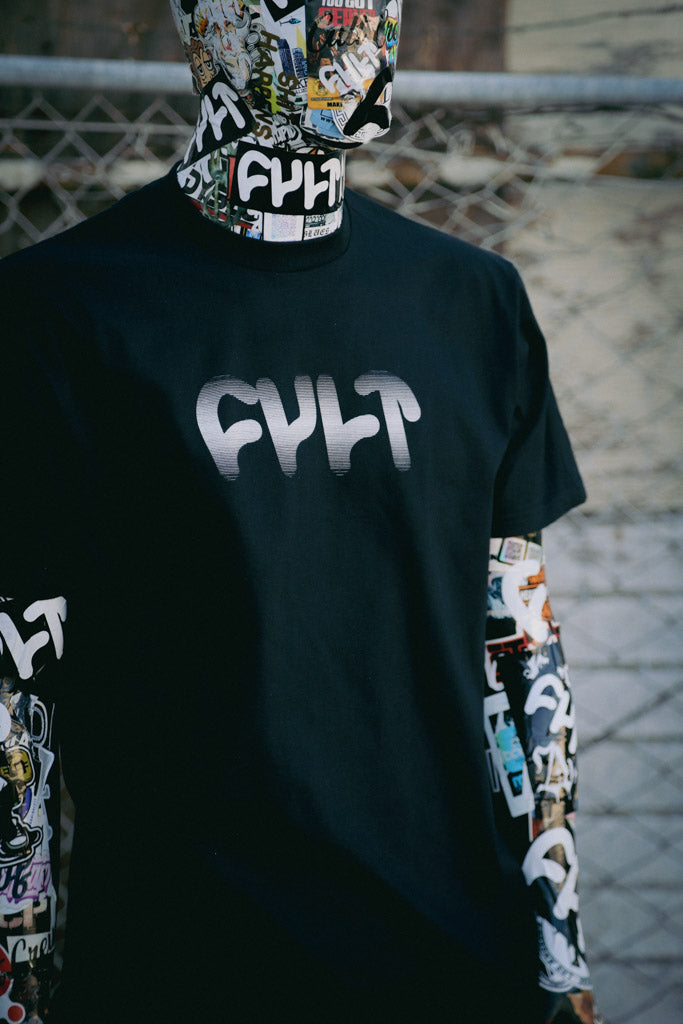 Lined Up Tee – CULT CREW