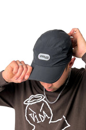VIDA / We Never Run Cap