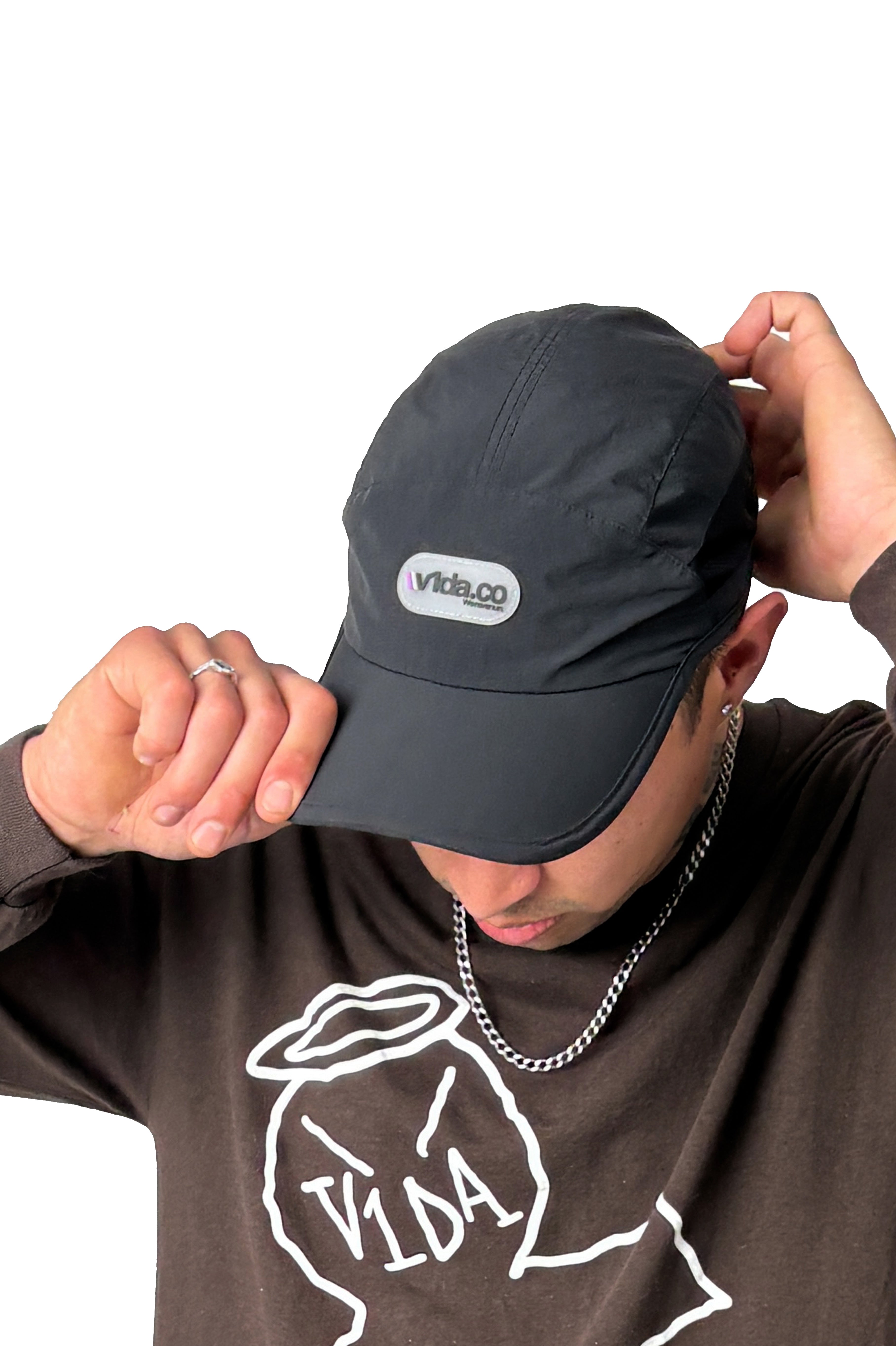 VIDA / We Never Run Cap