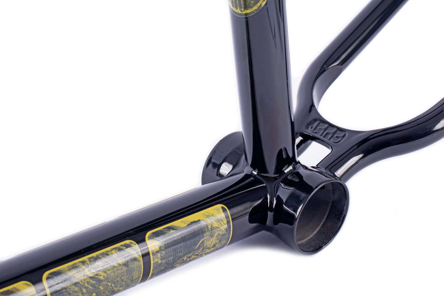 Heaven's Gate Frame / Alex Duleba / black