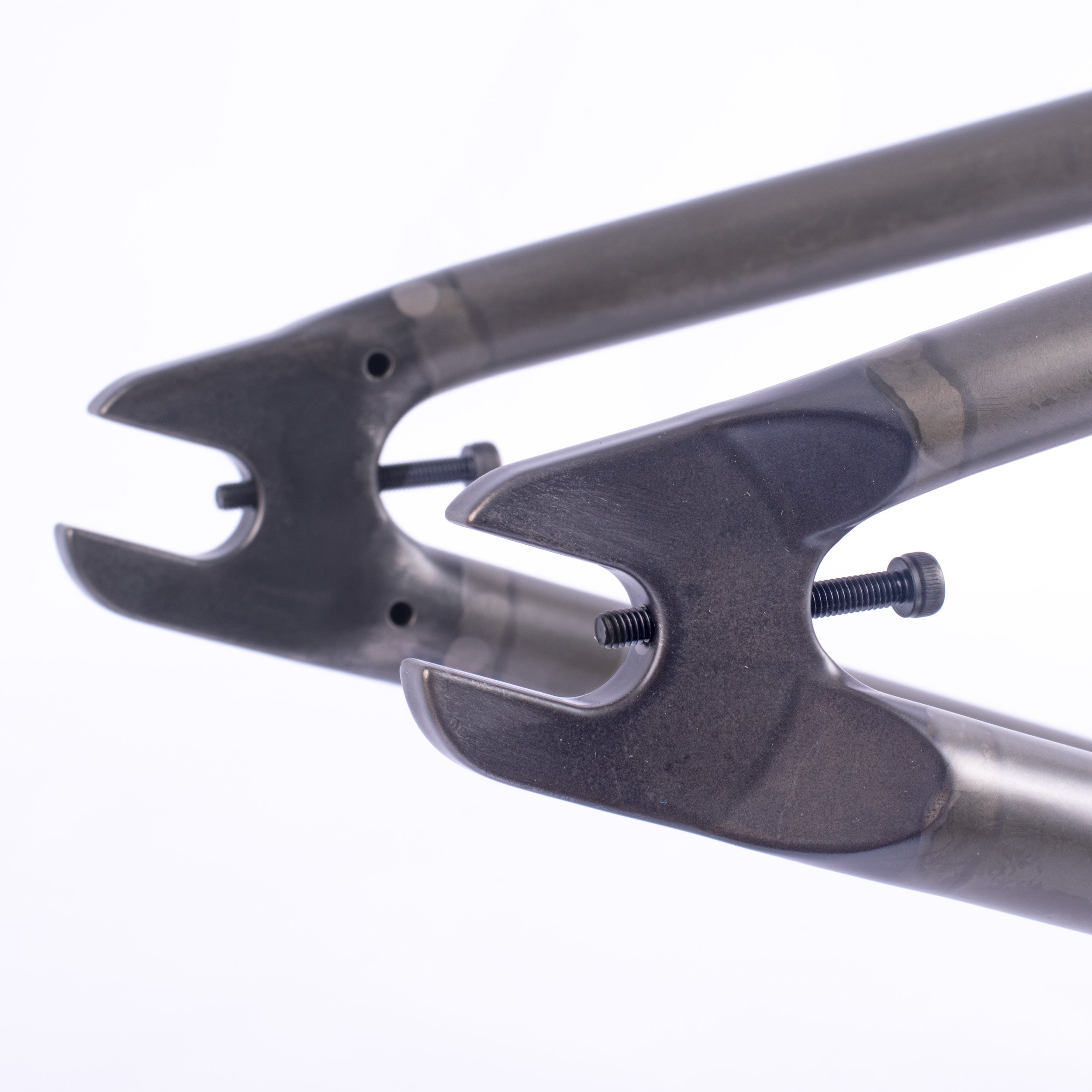 18" Hawk Frame / phosphate raw