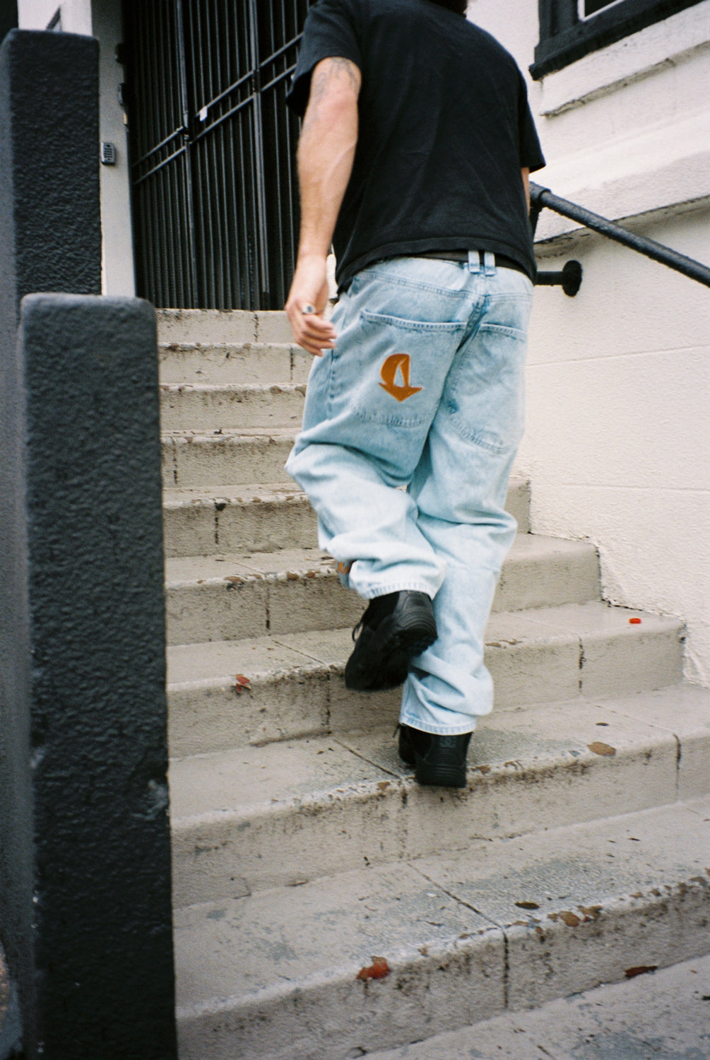 HYMN / Lazy Afternoon Denim Pants - light wash