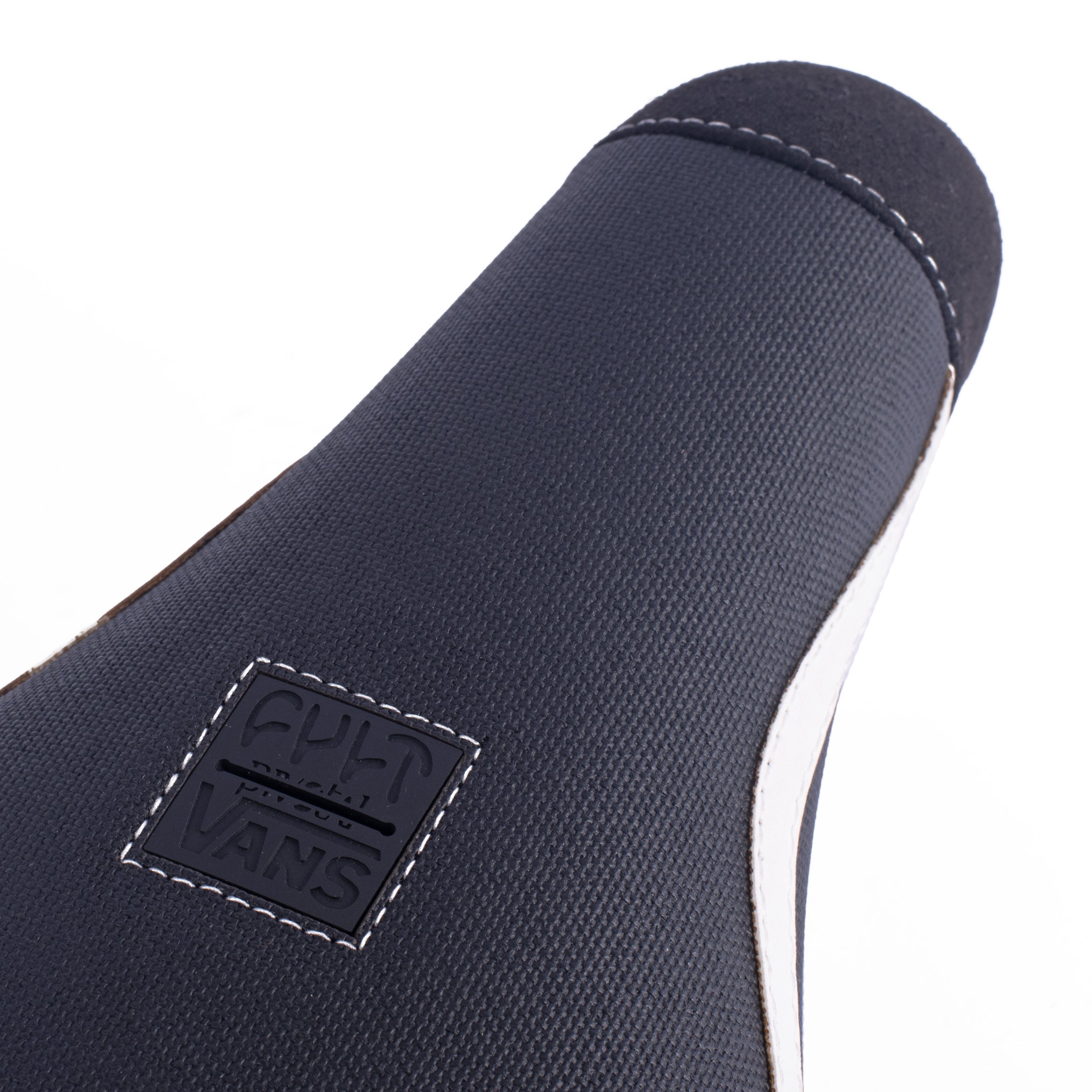 Cult x Vans Old Skool Seat / black